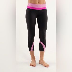 Lululemon Run Inspire Crop II - Size 6
